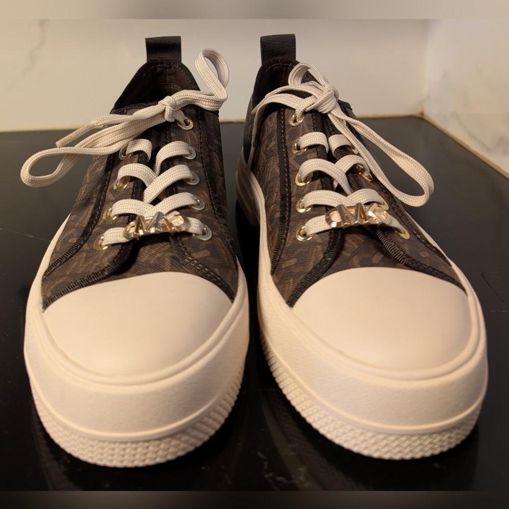 Michael Kors Evy Empire Signature Lace Up Sneakers Size 8.5 NWOT MSRP $198 - Picture 6 of 13